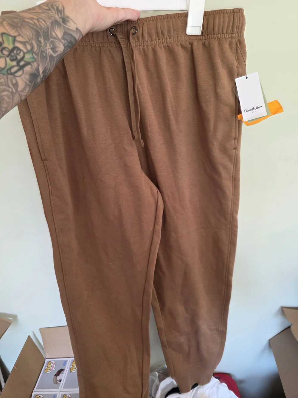 Goodfellow & Co Men’s Chestnut Drawstring Joggers